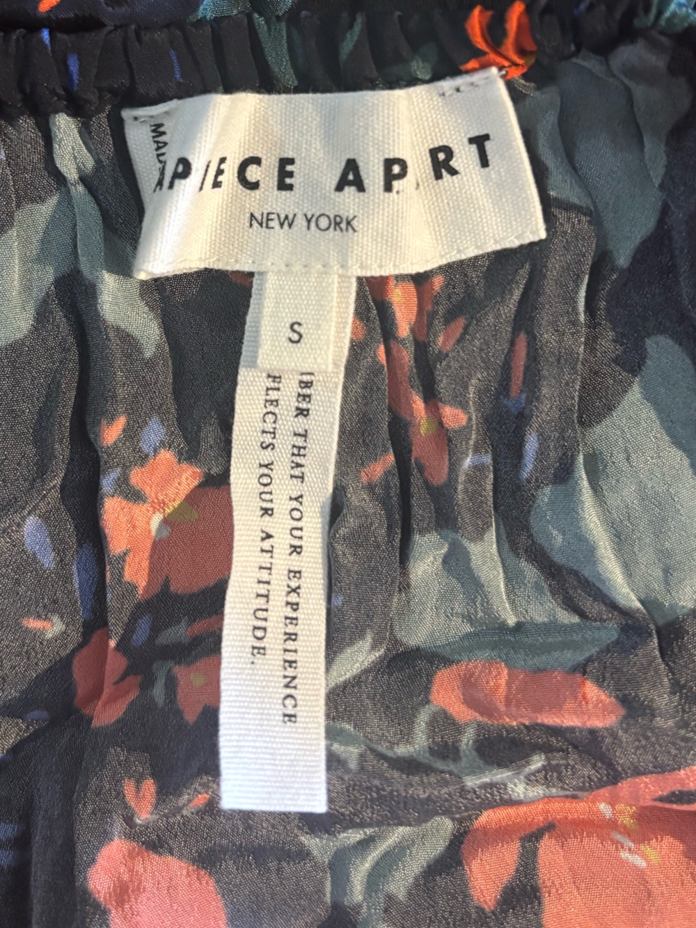 APIECE APART VILLA TOP - VIBRANT FLORAL Crip Top Size Small - Picture 7 of 7